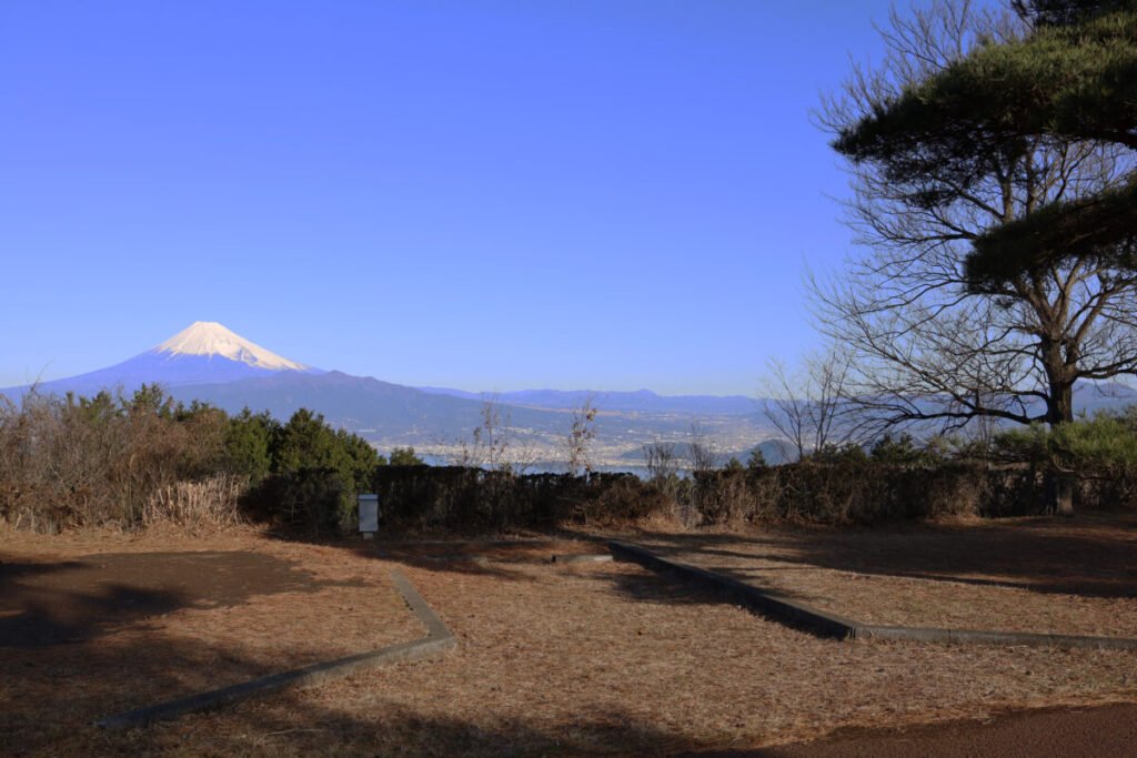静岡県のキャンプ場「だるま山高原キャンプ場」