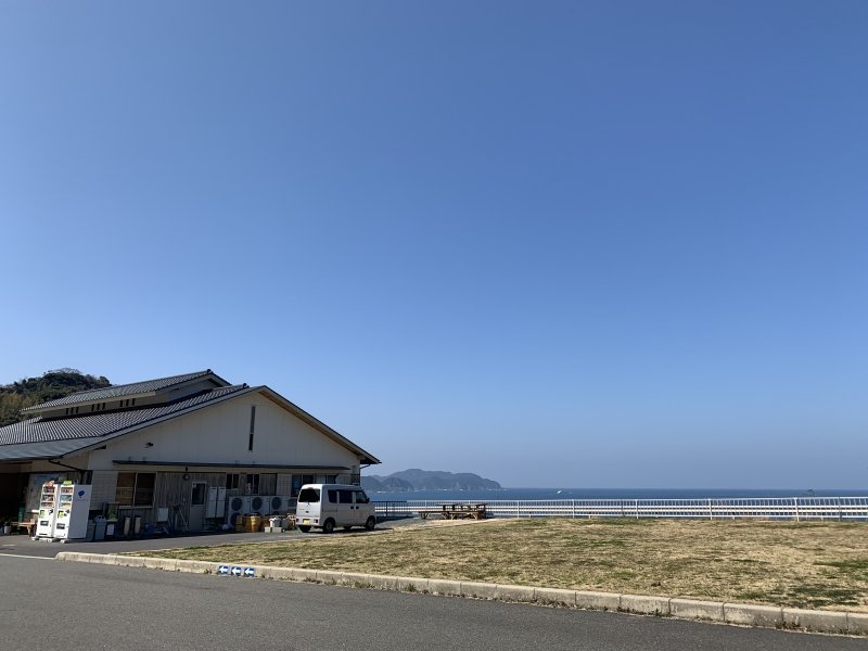 山口県の道の駅「道の駅さんさん三見」