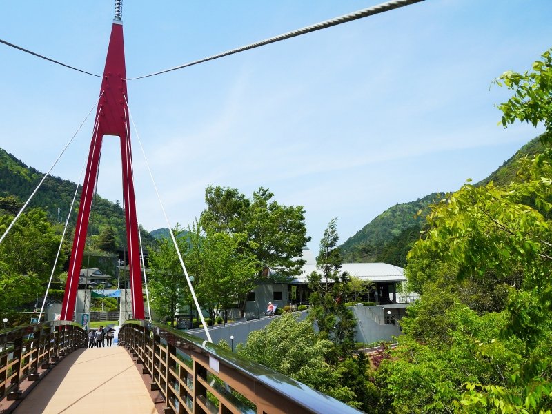 愛媛県の道の駅「道の駅 霧の森」